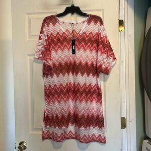 Inin Pink and White Chevron Pattern Bathing Suit Cover Up Size Small